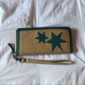 Gold and green wristlet!